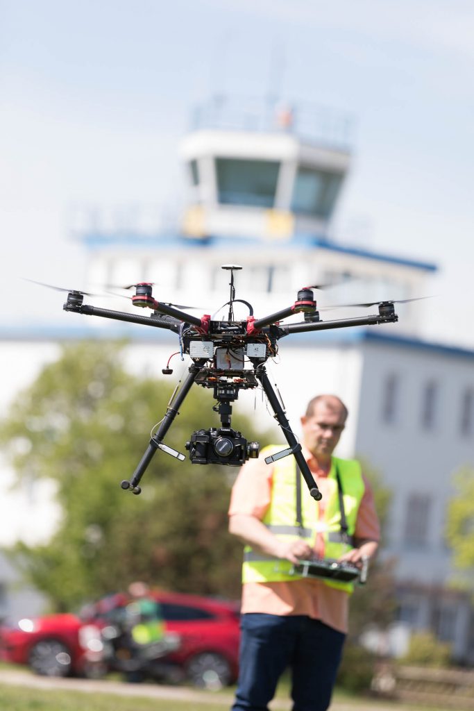 Eventfotograf Pressekonferenz Flughafen Riesa